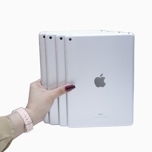 Apple iPad 6th Gen (32GB) 9.7" — Pre-Owned, Great Condition