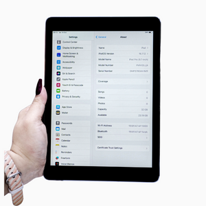 Apple iPad Pro (32 GB) – 9.7" Display | Pre-Owned | Great Condition | Slim &amp; Light Weight